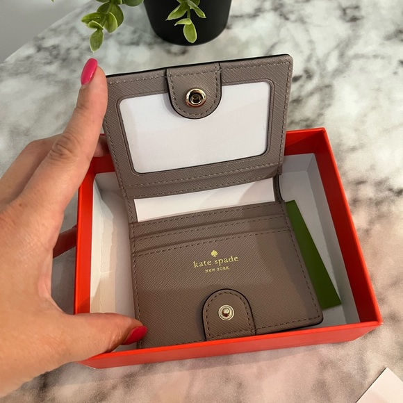 Kate Spade Wallet - Picture 3 of 4